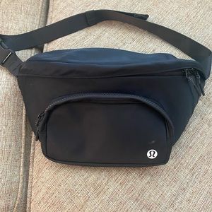 Lululemon “The Rest is Written” Belt Bag 3L